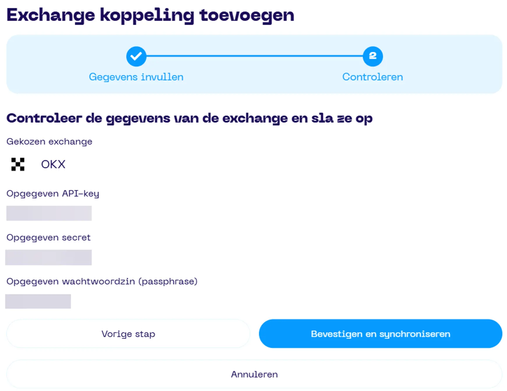 Het scherm van het toevoegen van een Exchange met OKX en het bevestigen van de gegevens.